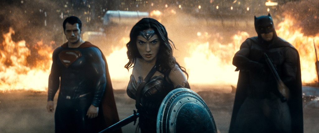 CineOrna | Batman Vs Superman - FOTO